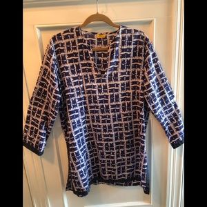 Beautiful Roberta Roller Rabbit tunic